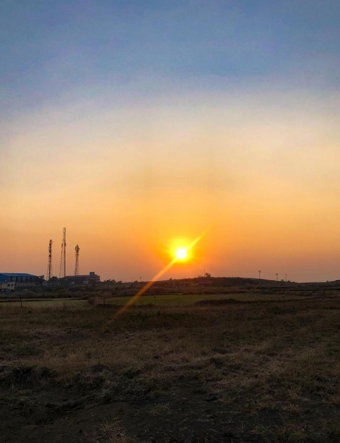 White Smoke Villa Igatpuri Εξωτερικό φωτογραφία